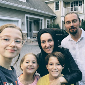 Meet your Posher, Aysel